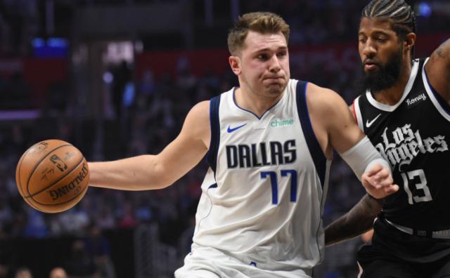 爱游戏app下载-创造球队八成进攻机会 东契奇沉船领军抢占天王山